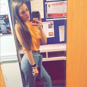 Meet your Posher, Haley